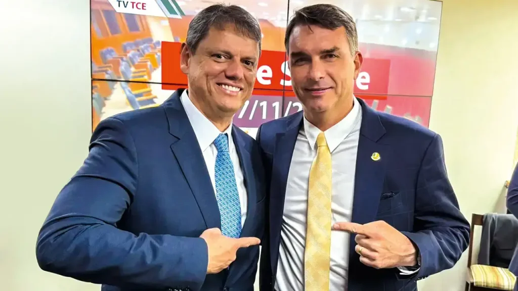 1772212861-flavio-bolsonaro-e-tarcisio-de-freitas-1024x576 REPUPLICANO TEM UMA ESTRATEGIA PARA TARCÍSIO FREITAS PARA 2030