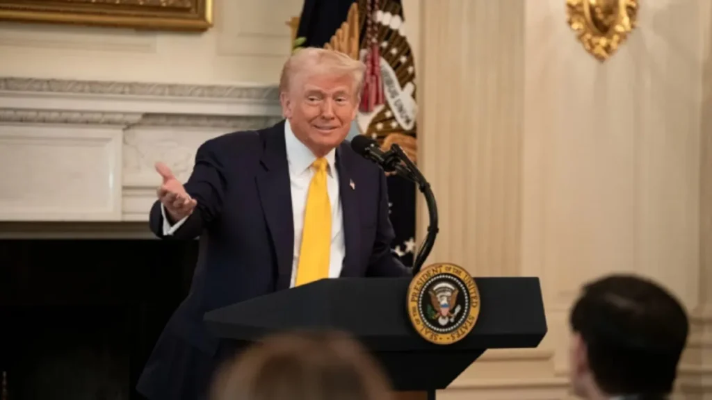 trump-foto-casabranca-1024x576-1 TRAMP APLICA TARIFA DE 25% SOBRE O BRASIL